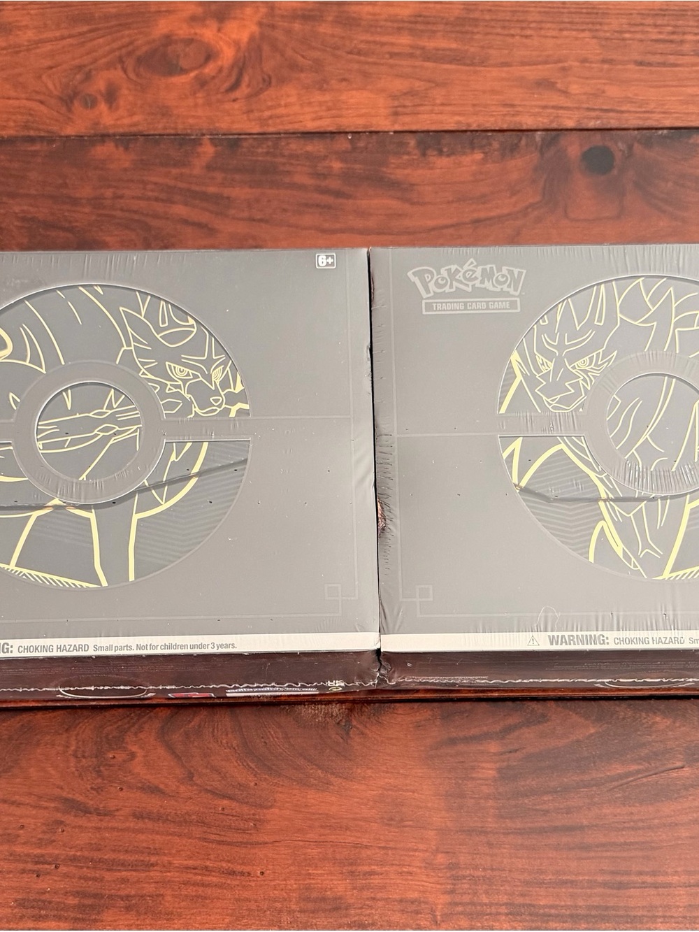 Pokemon Zacian and Zamazenta Sword & Shield Elite Trainer Box